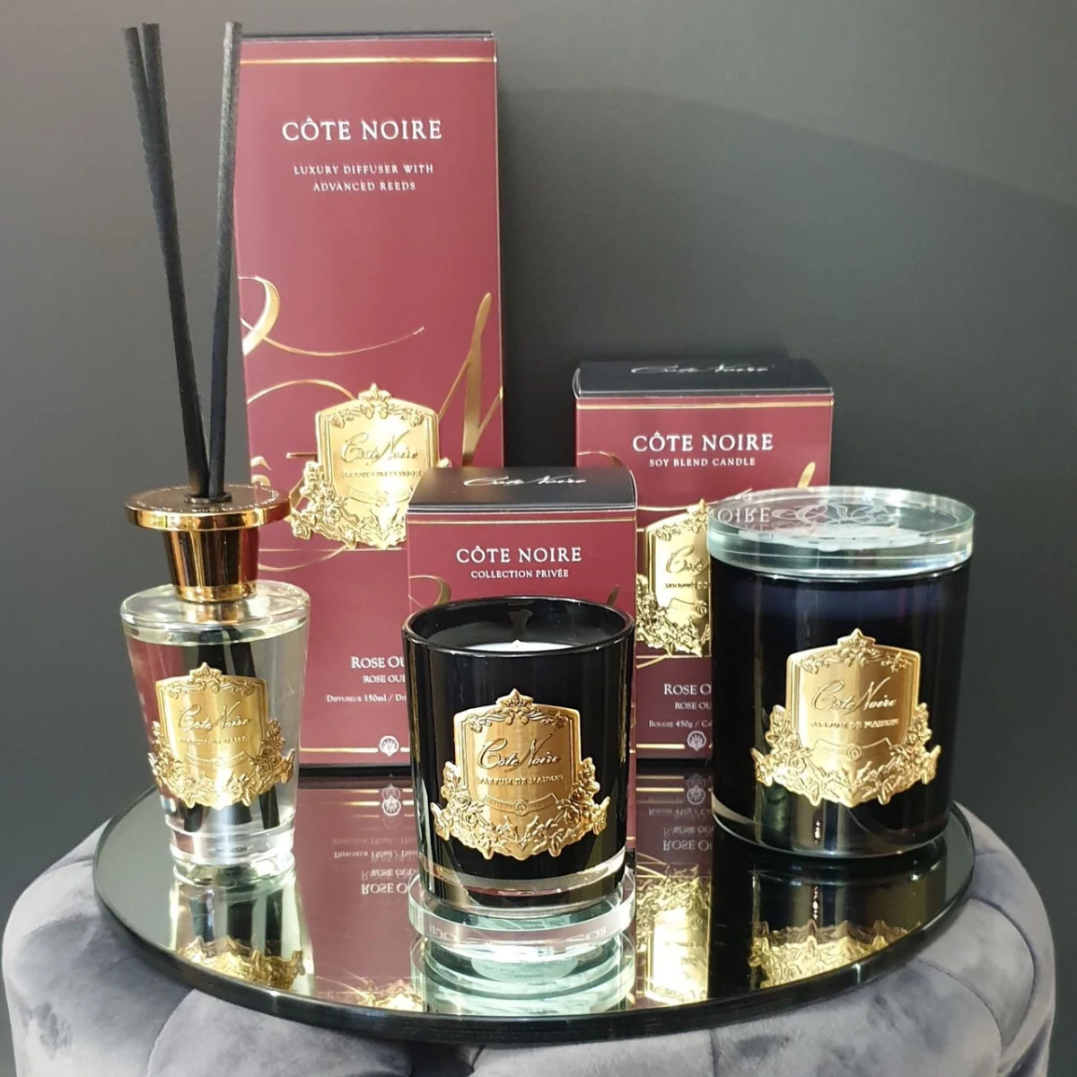 Свеча ароматическая «Черный с золотом» Форма: Rose Oud. Хрусталь. 95 x 150 мм.