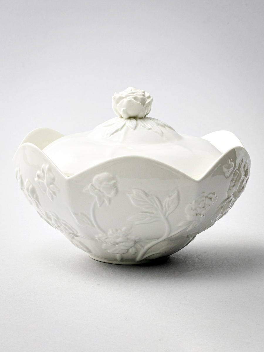 Конфетница «Цветочный рельеф Ivory»