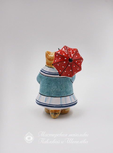 Елочная игрушка «Кошечка с зонтиком» Майолика. 67 x 115 мм.