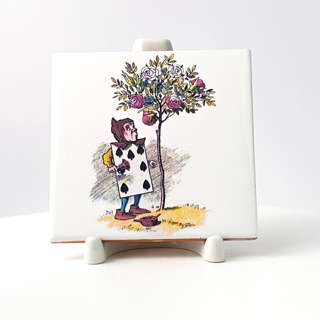 Набор изразцов «Приключения Алисы в стране чудес 11» Керамика. 97 x 97 мм.