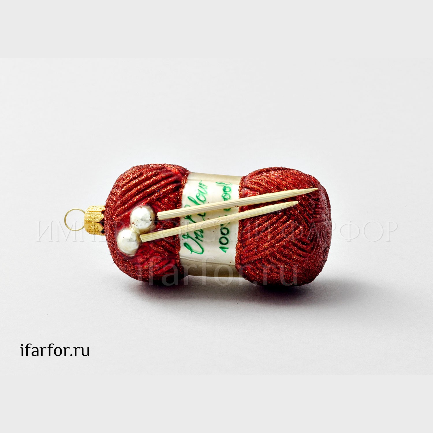 Елочная игрушка «Пряжа на спицах красная» Стекло. 40 x 94 мм.