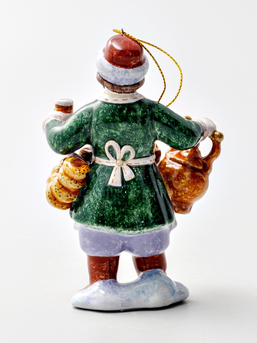 Елочная игрушка «Сбитеньщик» Форма: Сбитеньщик. Майолика. 75 x 115 мм.