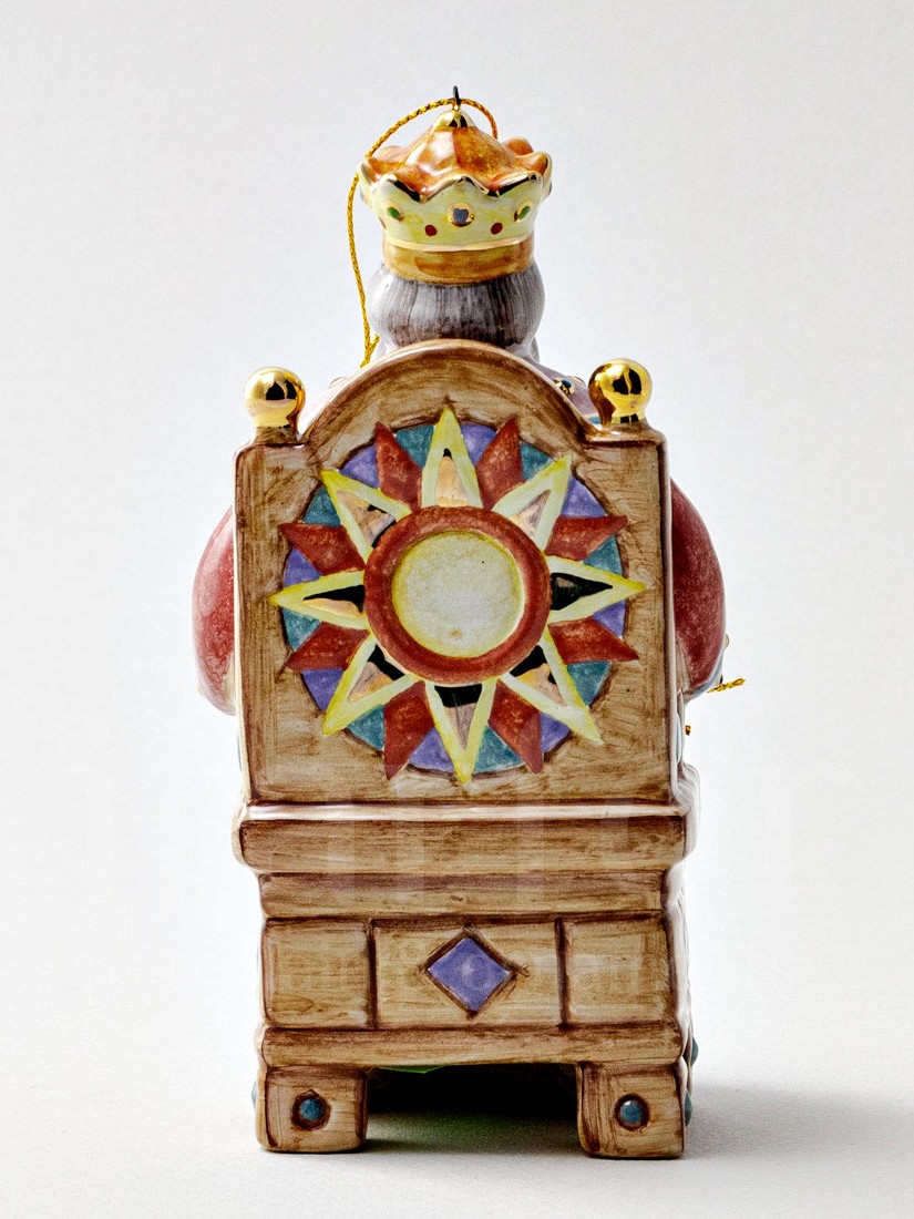 Елочная игрушка «Царь Салтан» Форма: Царь Салтан. Майолика. 75 x 150 мм.