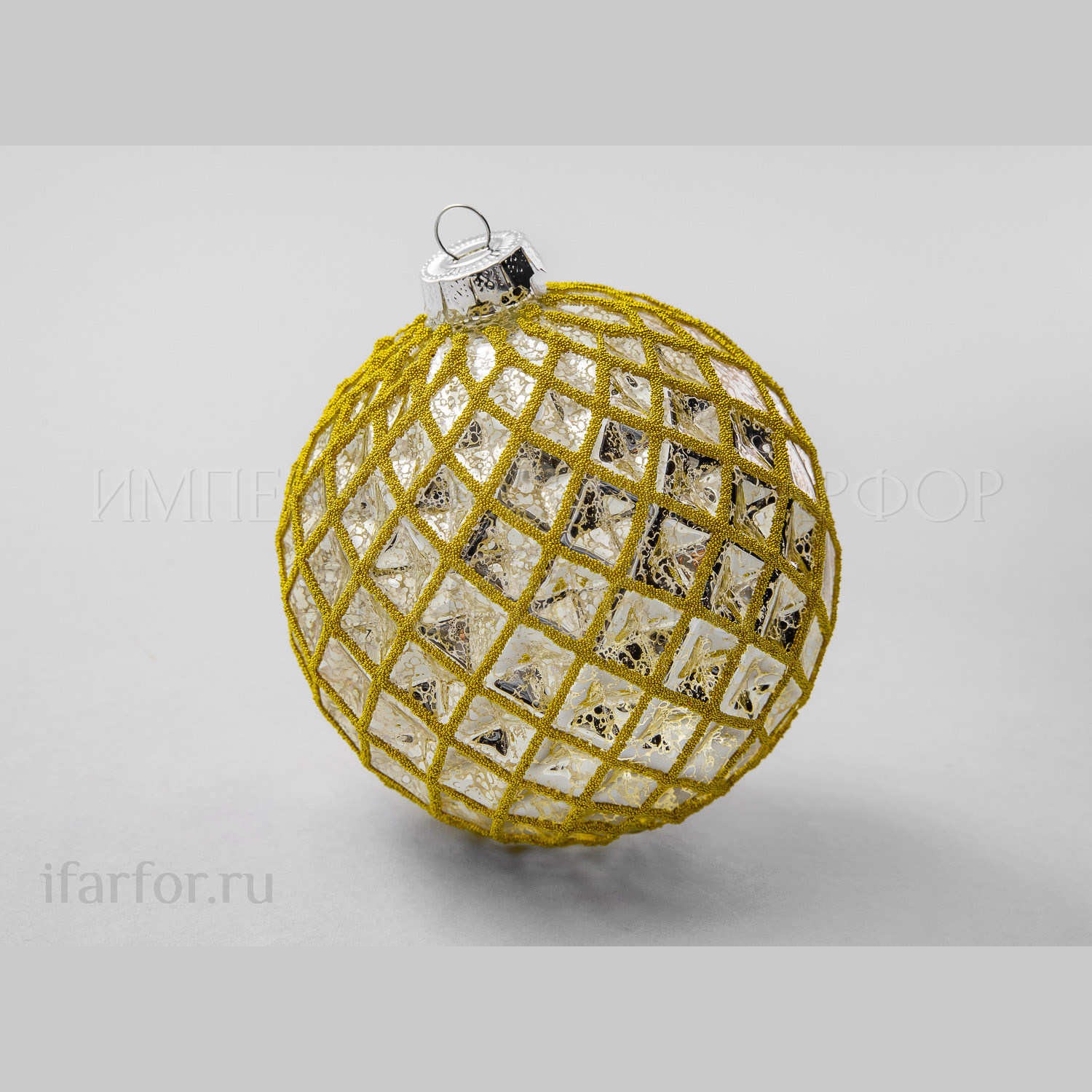 Елочная игрушка «Шар с бисером» Форма: Шар с бисером. Стекло. 100 x 95 x 110 мм.