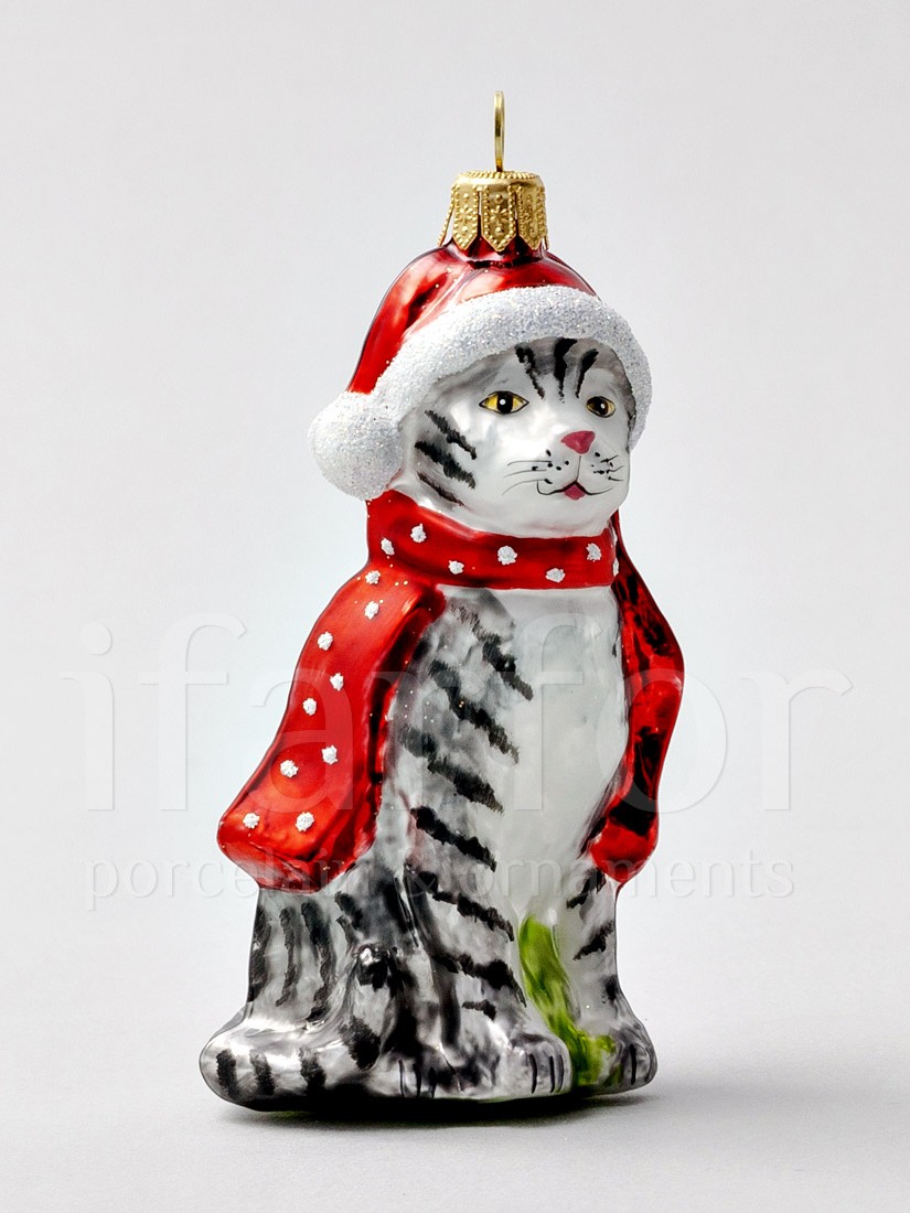 Елочная игрушка «Котик серенький в шапке Деда Мороза» Стекло. 45 x 105 мм.