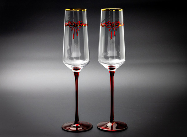 A set of champagne glasses in a gift box Red calendula 2/2 European