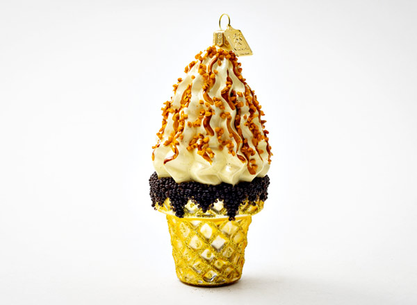 Christmas tree toy Vanilla Ice cream