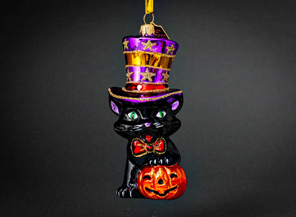 Christmas tree toy Halloween cat