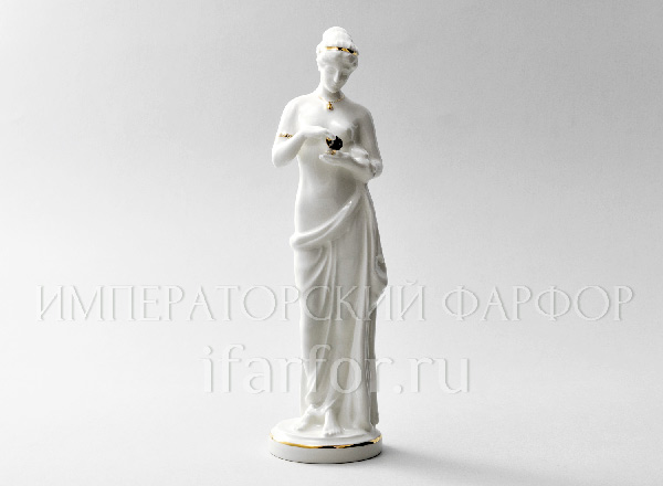 Скульптура Венера с бабочкой