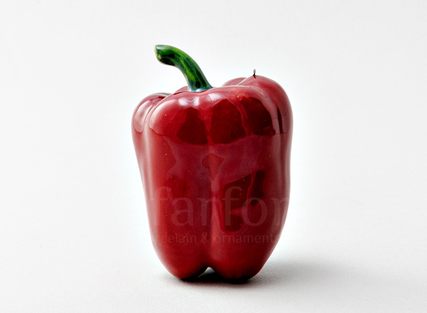 Sculpture Bulgarian pepper Red