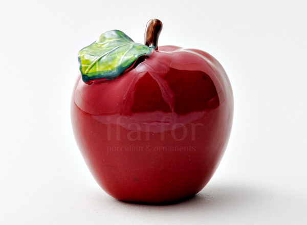 Скульптура Яблоко красное
