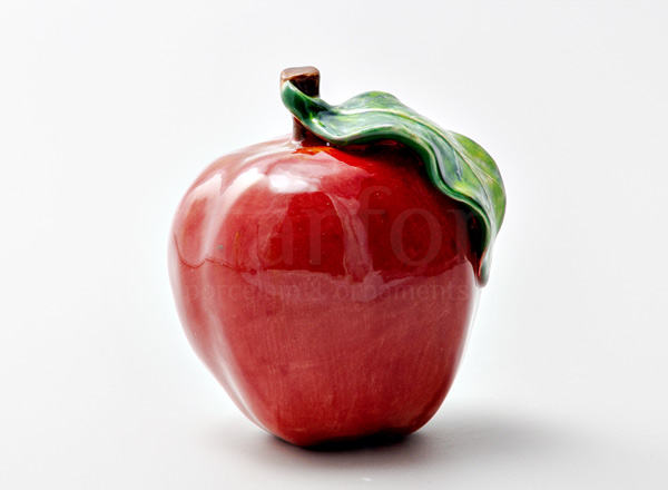 Sculpture second grade Small apple Red
