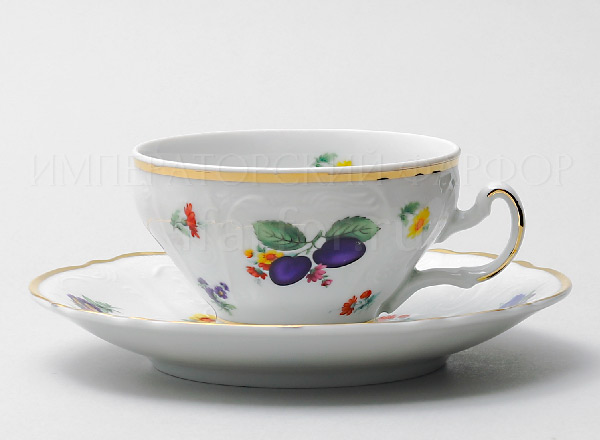 Cup and saucer tea Bernadotte Plum Bernadotte