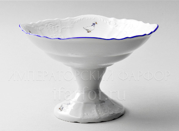 Candy dish footed Bernadotte. Geese Bernadotte