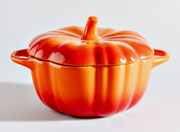 baking dish with a lid Pumpkin orange Repast