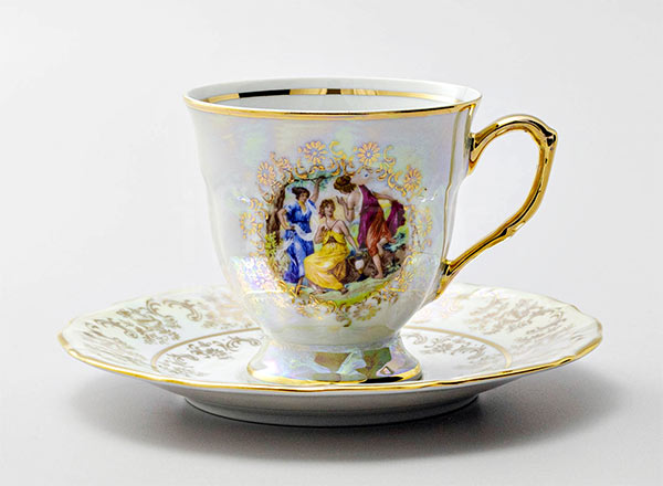 Cup and saucer Coffee Madonna Mother of Pearl Maria Teresa