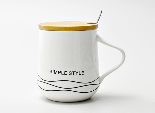Mug with lid and spoon SIMPLE STYLE white Royal Classics