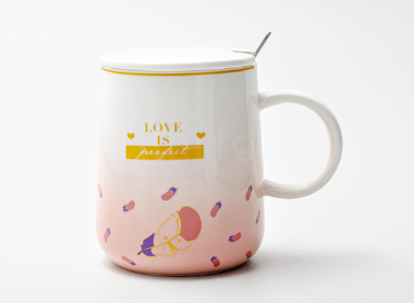 Mug with lid and spoon Love is perfect (white-pink) Royal Classics