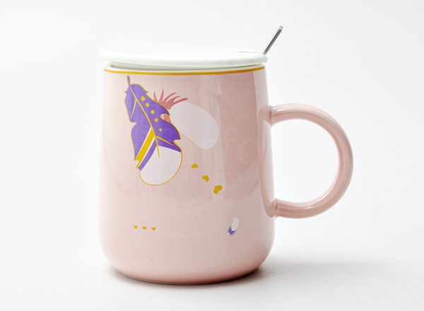 Mug with lid and spoon Light feathers pink Royal Classics
