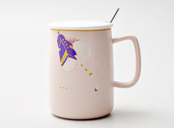 Mug with lid and spoon Purple feather Royal Classics