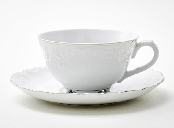 Cup and saucer tea Rococo with platinum edging Repast