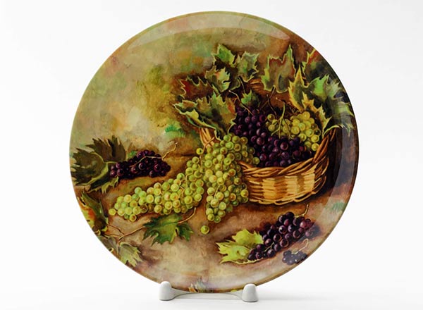 Decorative plate Serebriakova Zinaida Still life with grape