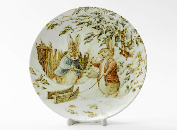 Decorative plate Potter Beatrix Rabbits in the winter