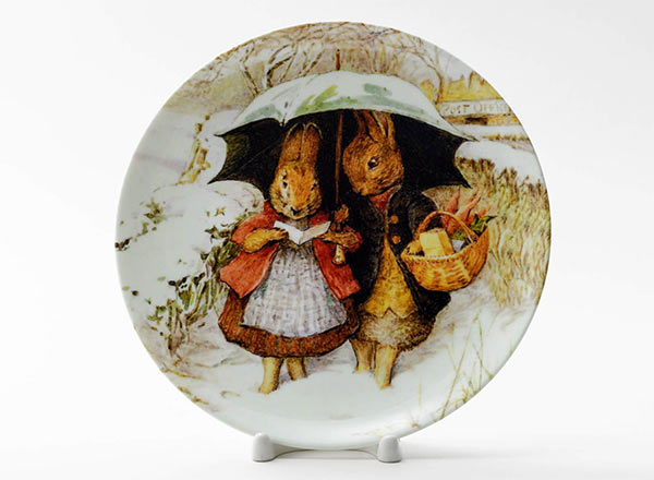 Decorative plate Potter Beatrix Rabbits under an umbrella