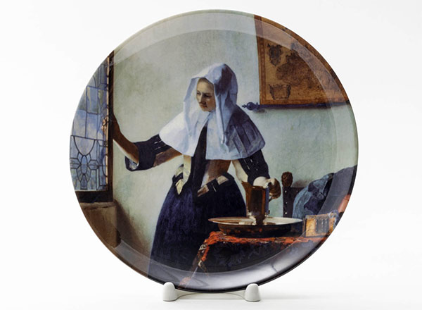 Decorative plate Johannes Vermeer Woman with a water jug