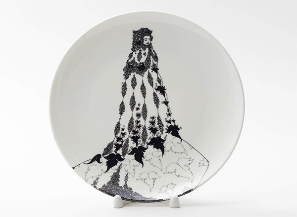 Decorative plate Aubrey Beardsley Girl