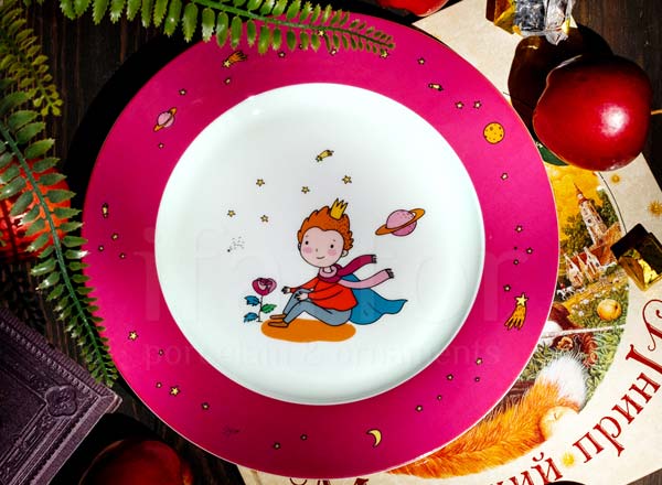 Plate flat Little Prince. Bilberry