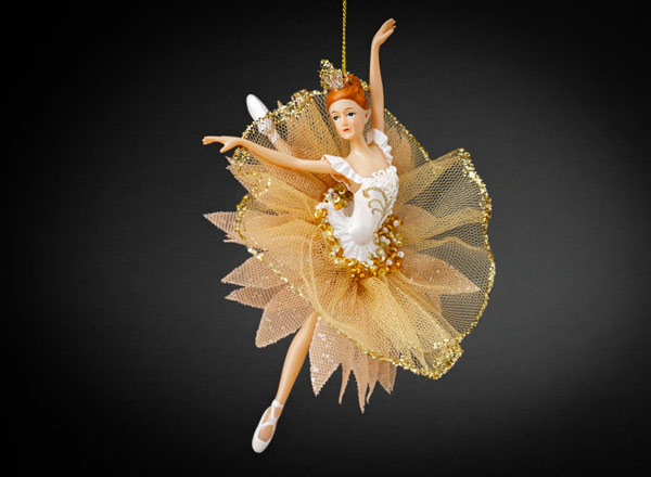 Christmas tree toy Ballerina in an airy dress 1