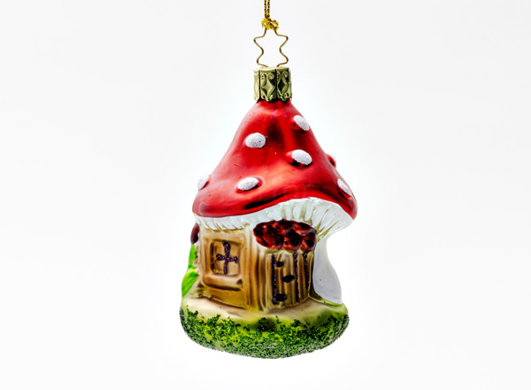 Christmas tree toy Mushroom house