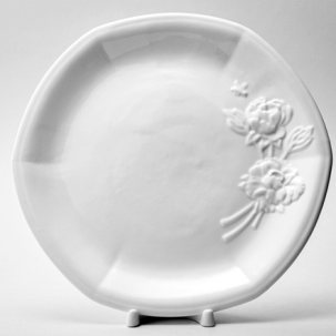 Блюдо круглое Цветочный рельеф Белый