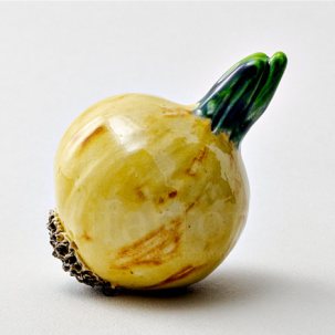 Скульптура Лук пророщенный малый