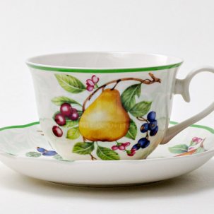 Чашка с блюдцем чайная Фрукты. Груша 1/2 Royal Classics
