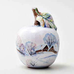 Скульптура Яблоко Зима