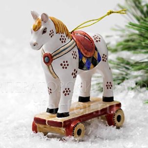 Елочная игрушка Лошадка-каталка