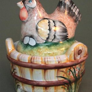 Шкатулка с курочкой 125 x 100 мм.