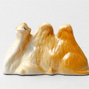 Скульптура Верблюд лежащий