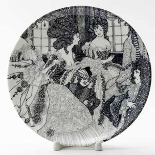 Декоративная тарелка Битва красавцев и красоток
