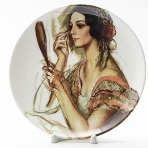 Декоративная тарелка В гримерной