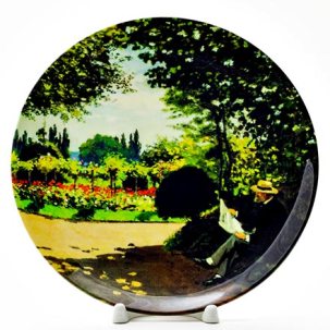 Декоративная тарелка Адольф Моне читает в саду