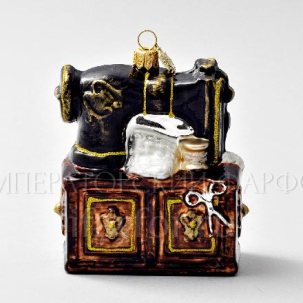 Елочная игрушка в подарочной коробке Ретро Техника. Швейная машина