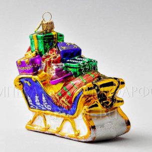 Елочная игрушка в подарочной коробке 210х130мм Сани с подарками 137 x 125 мм.