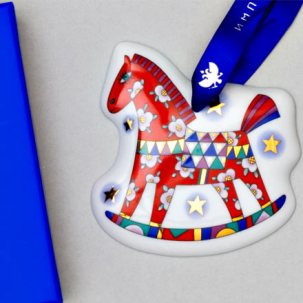 Елочная игрушка в подарочной коробке Лошадка Красная