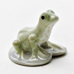 Скульптура Лягушонок