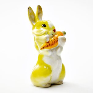 Скульптура Заяц с морковкой 2 Желтый