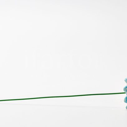 Скульптура «Ромашка с опущенными лепестками голубая»