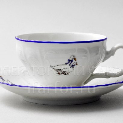 Чашка с блюдцем чайная «Гуси» 1/2